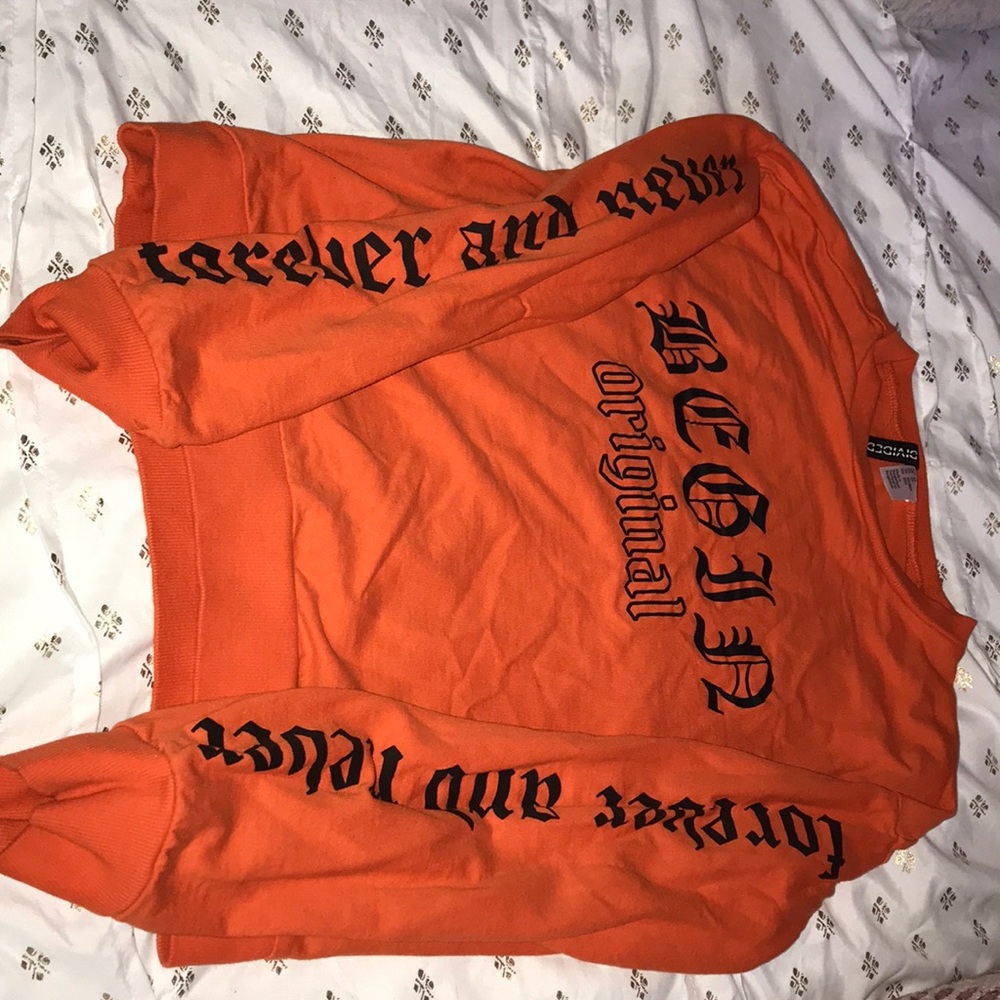 Dark orange sweatshirt/hoodie